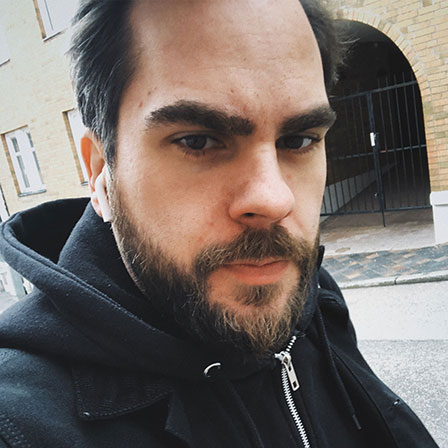 Senior iOS Specialist